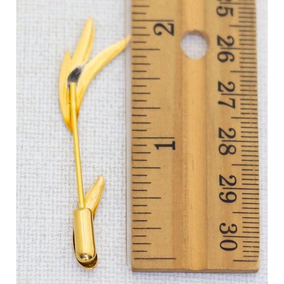 Vintage Gold Tone Grass Stick Pin by Avon - A14 - Picture 2 of 2